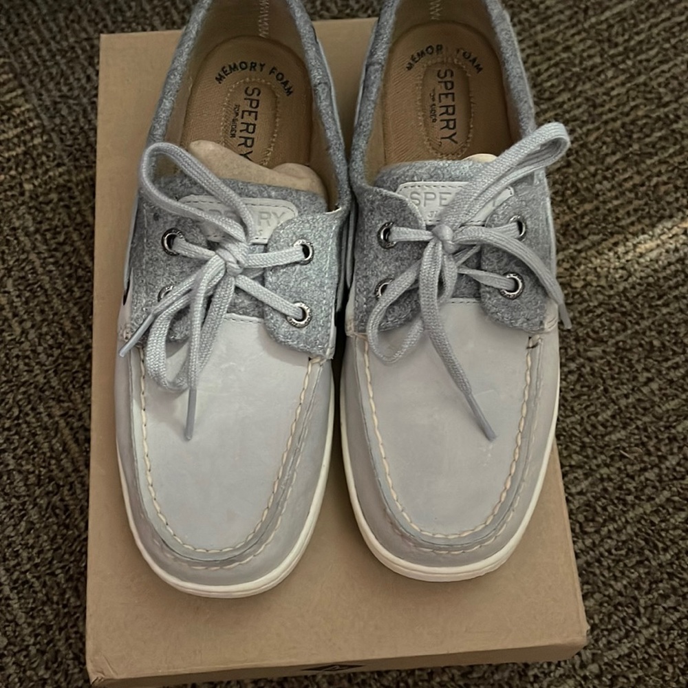 Sperry Topsider shoes